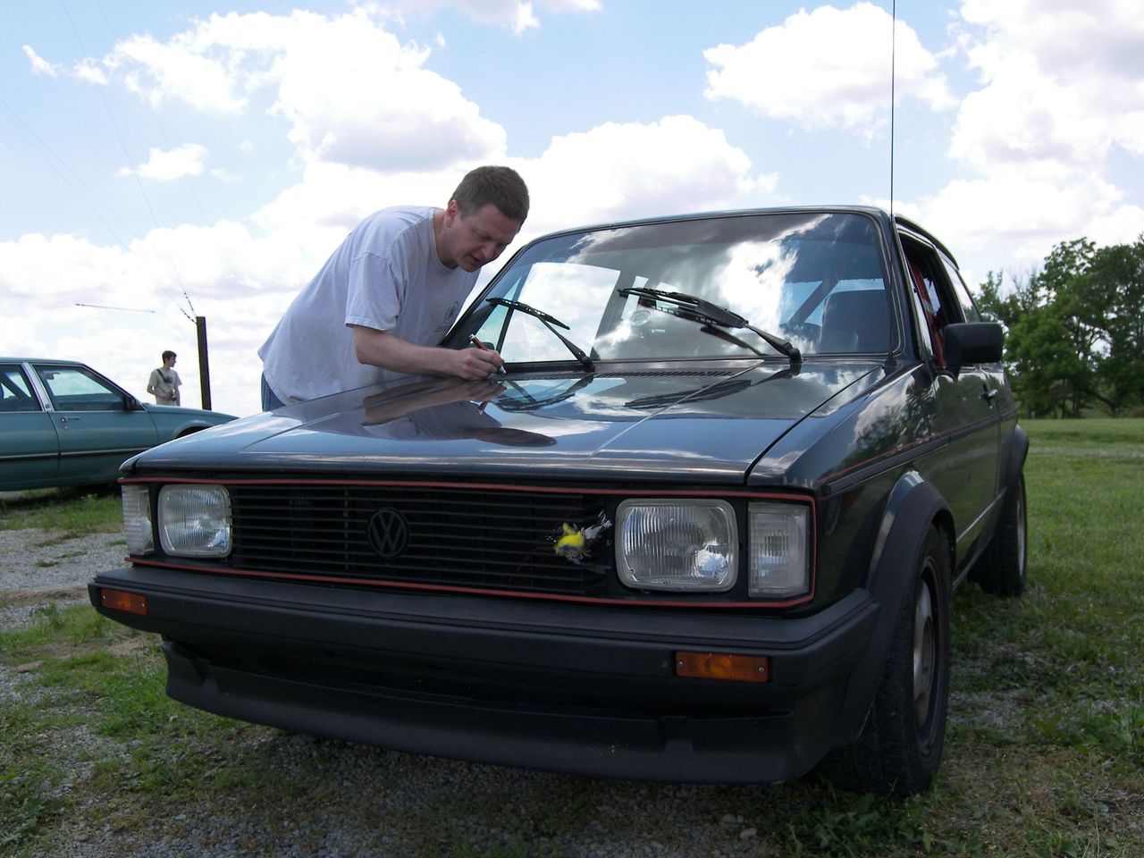 See?  A specialized paint pen always gets the tough stains out