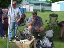 Brian showing the internals of an 020