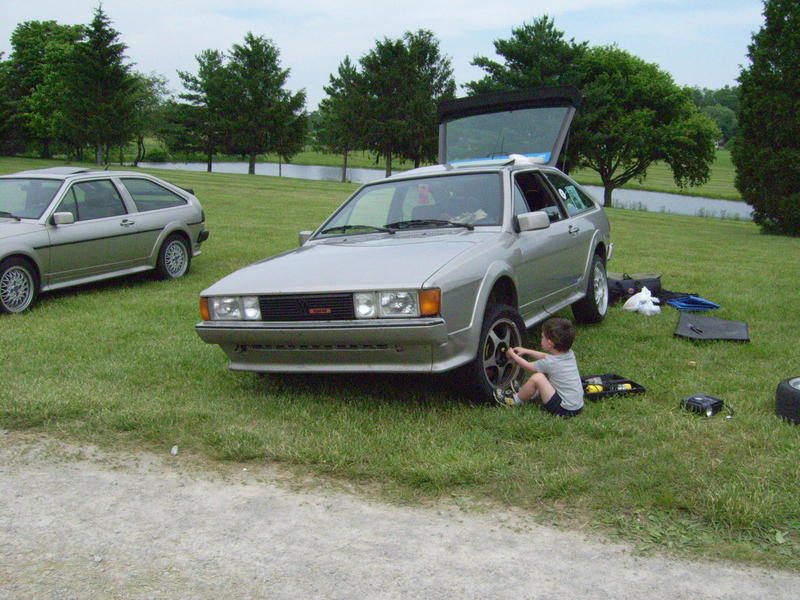 Roscoe changing tire